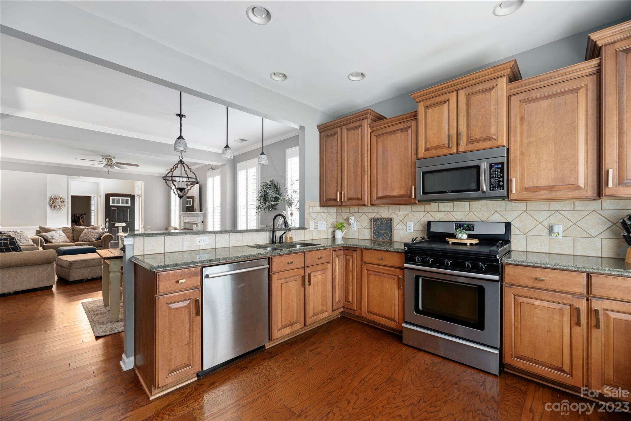 Waters Edge - Residential