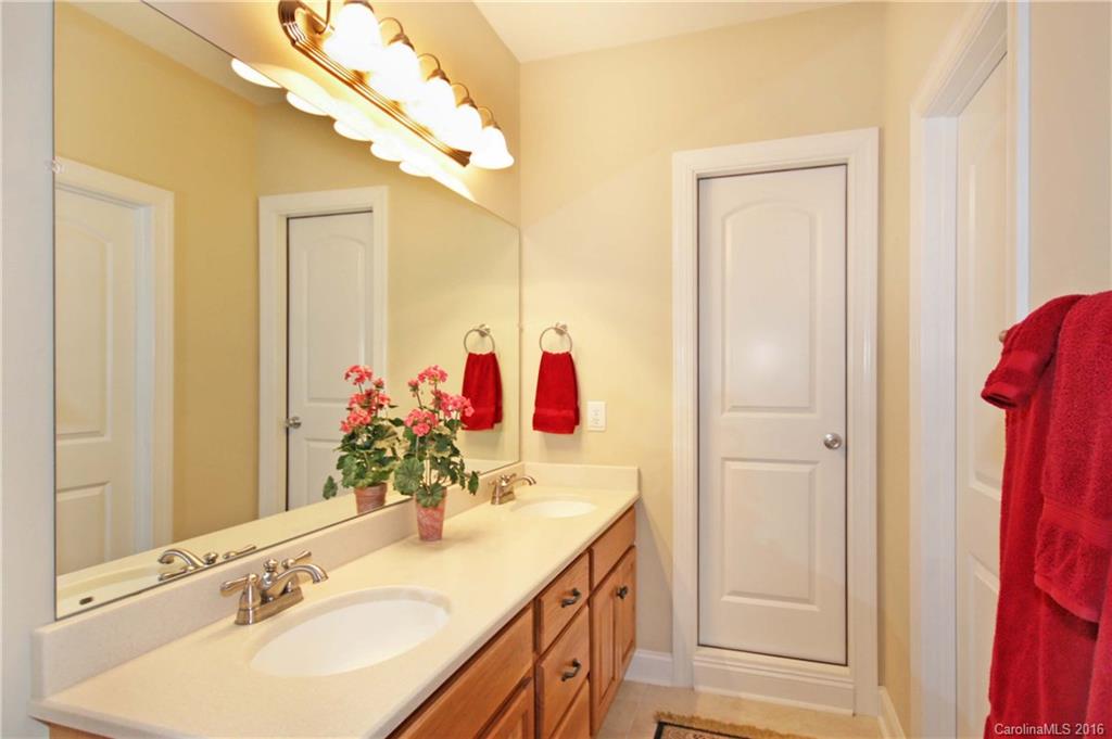 Grand Oaks - Residential