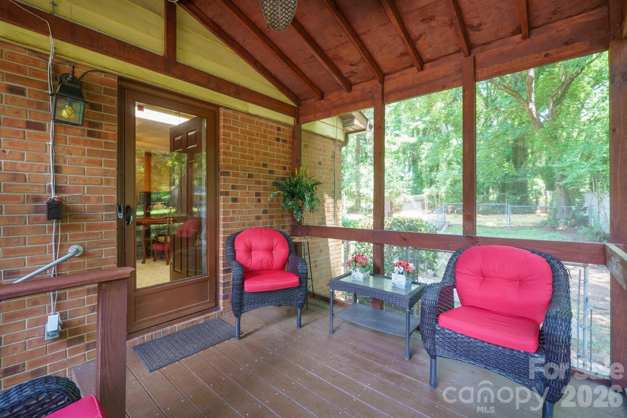 1505 Kingston Drive