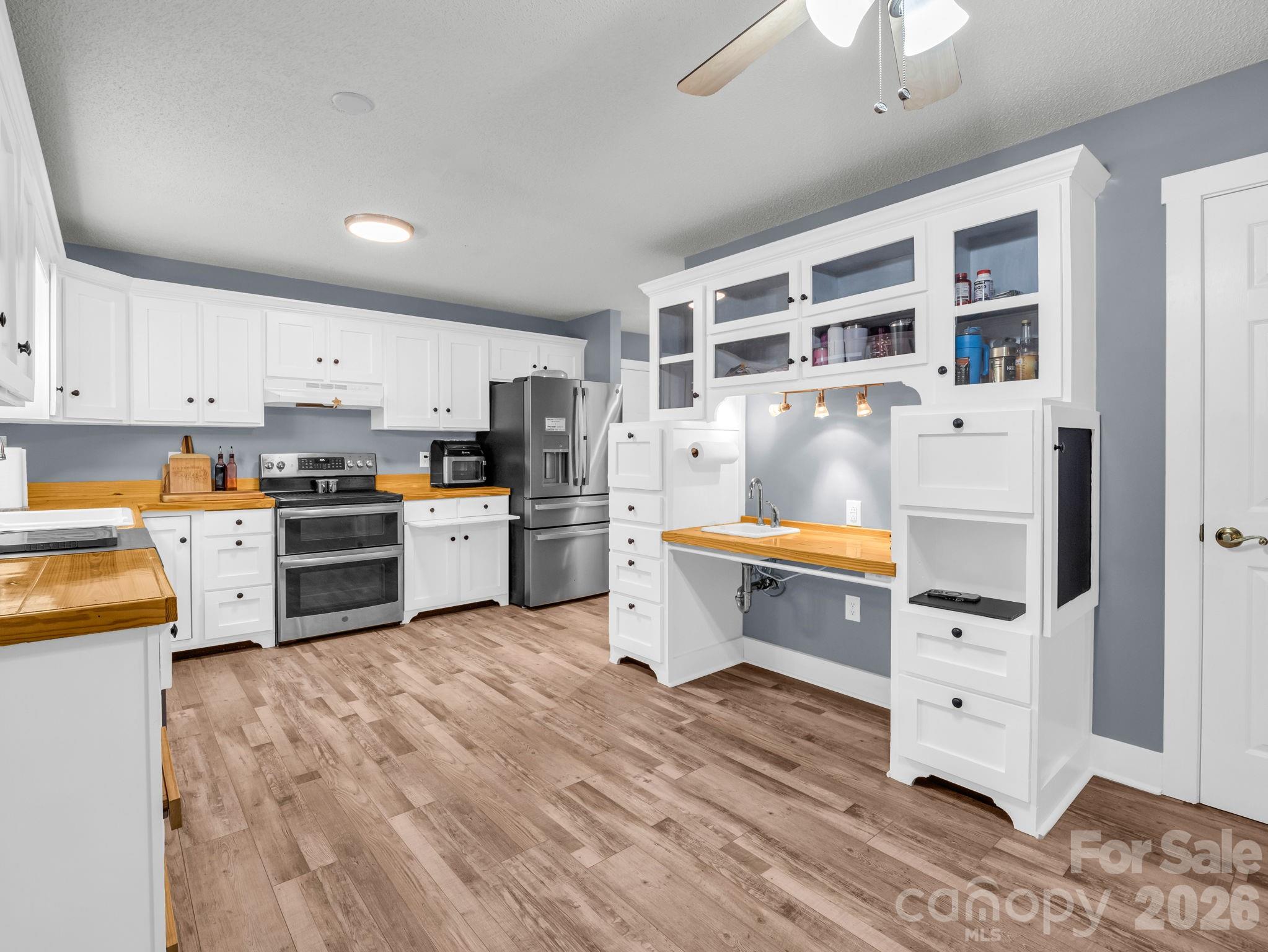 124 Fox Meadow Drive