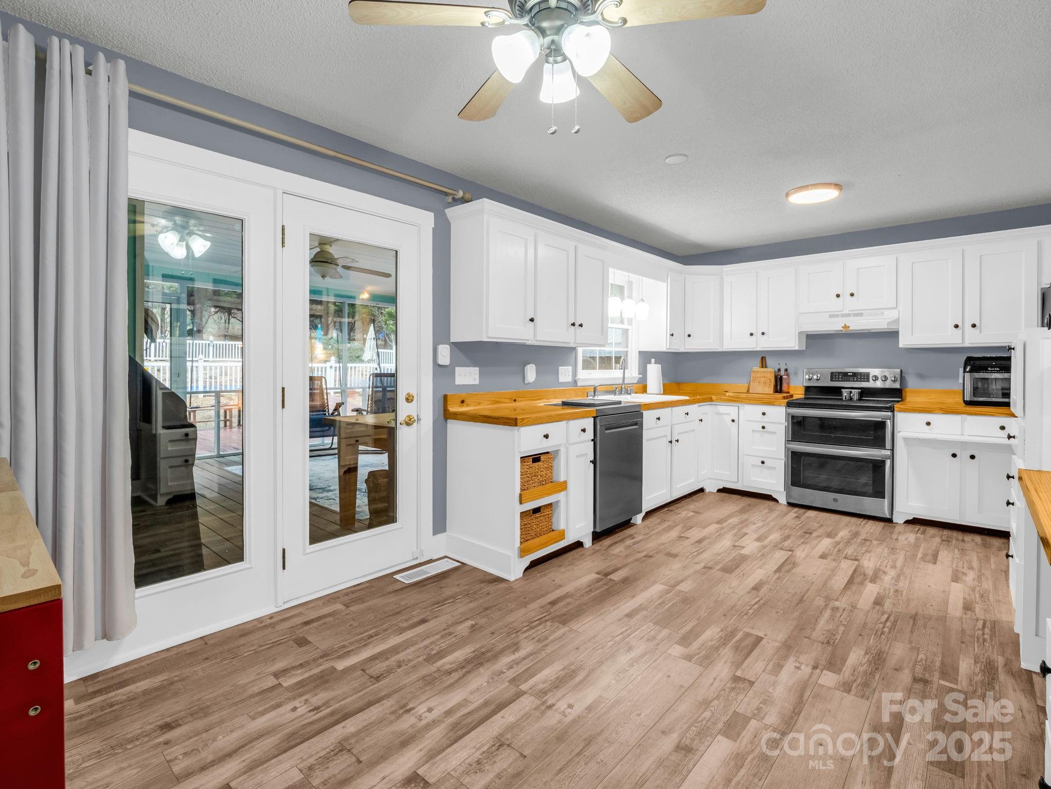 124 Fox Meadow Drive