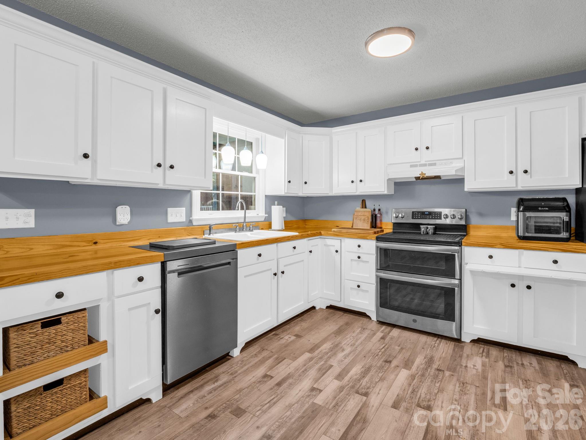 124 Fox Meadow Drive