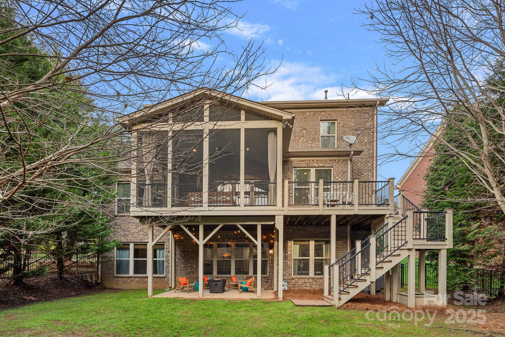 Barber Rock - Residential
