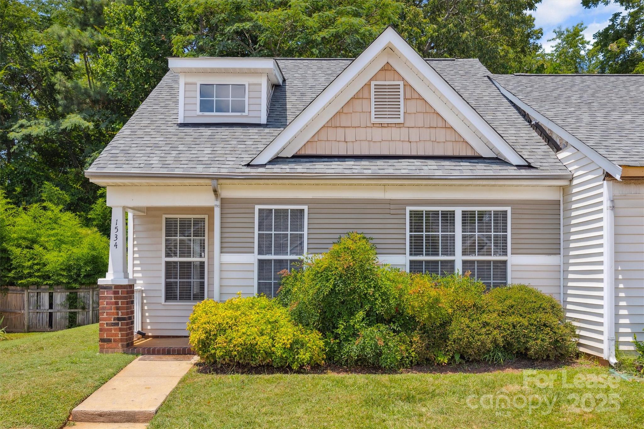 Olde Towne - Residential Lease