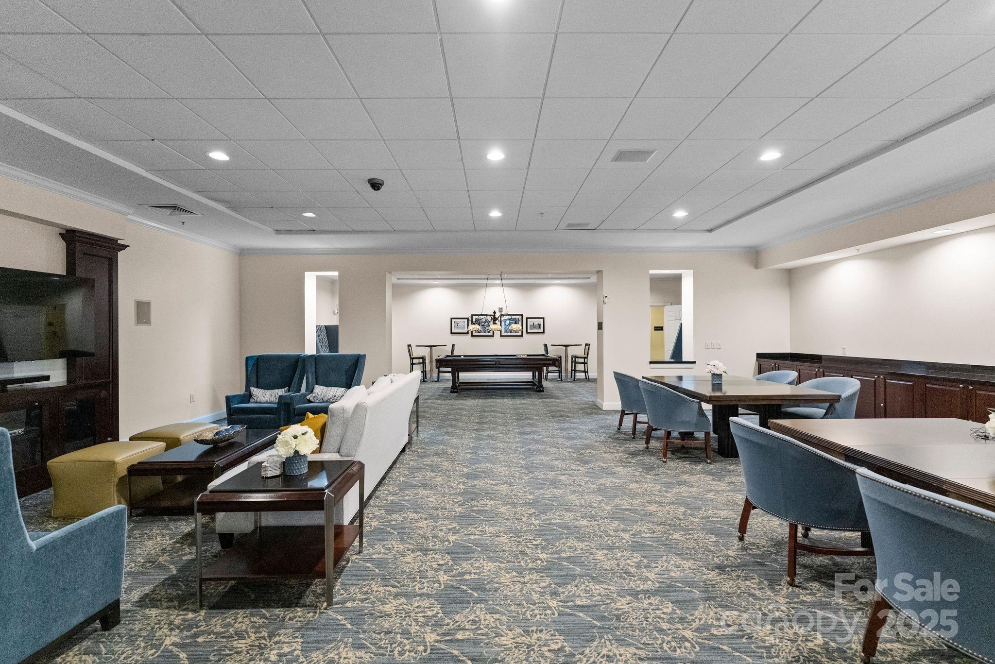 Fifth And Poplar - Residential