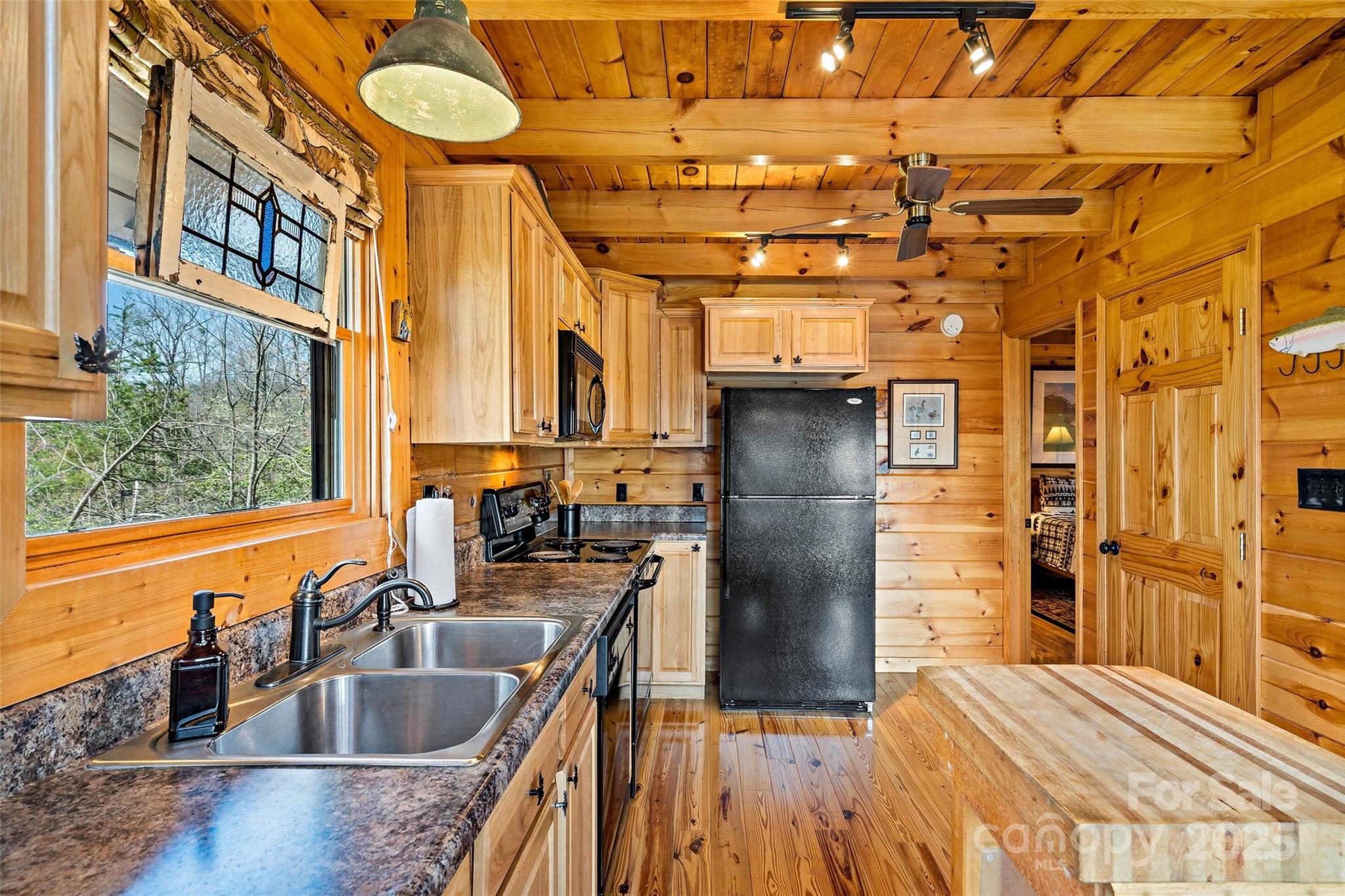 Yellowtop Mountain Estates - Residential