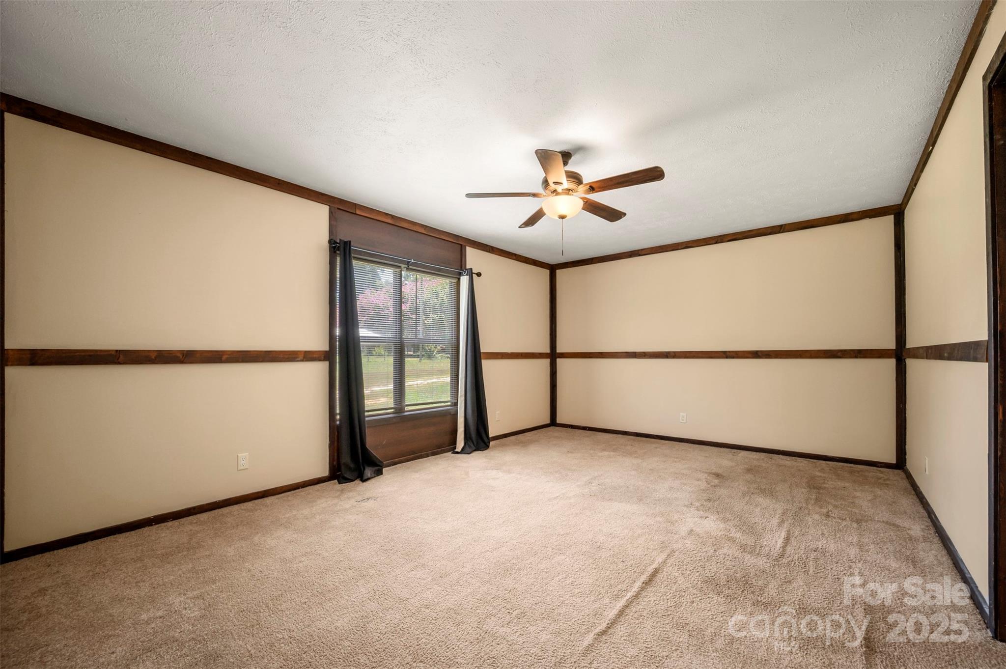 156 Brown Lane