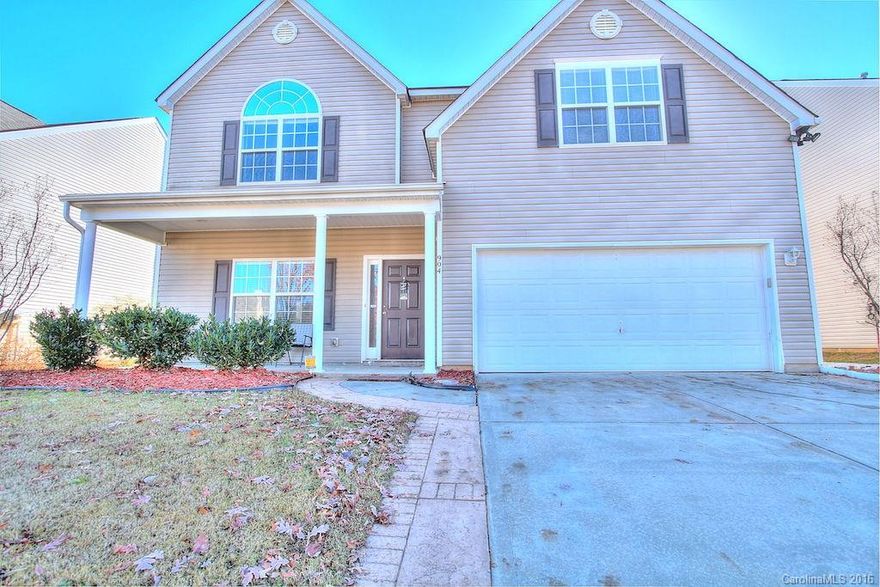 Warm and inviting floorplan ready for some one to move in right away! Large Living room and dinning is perfect for having family and friends over for holiday parties. Open kitchen with plenty of counter space. Great size fenced in backyard is perfect for outdoor fun with family and friends. Expansive Master bedroom with sitting room is like an oasis for you to pull away from a long hard day and enjoy some peace and quiet. Tall ceilings in all the guest bedrooms and plenty of natural light.