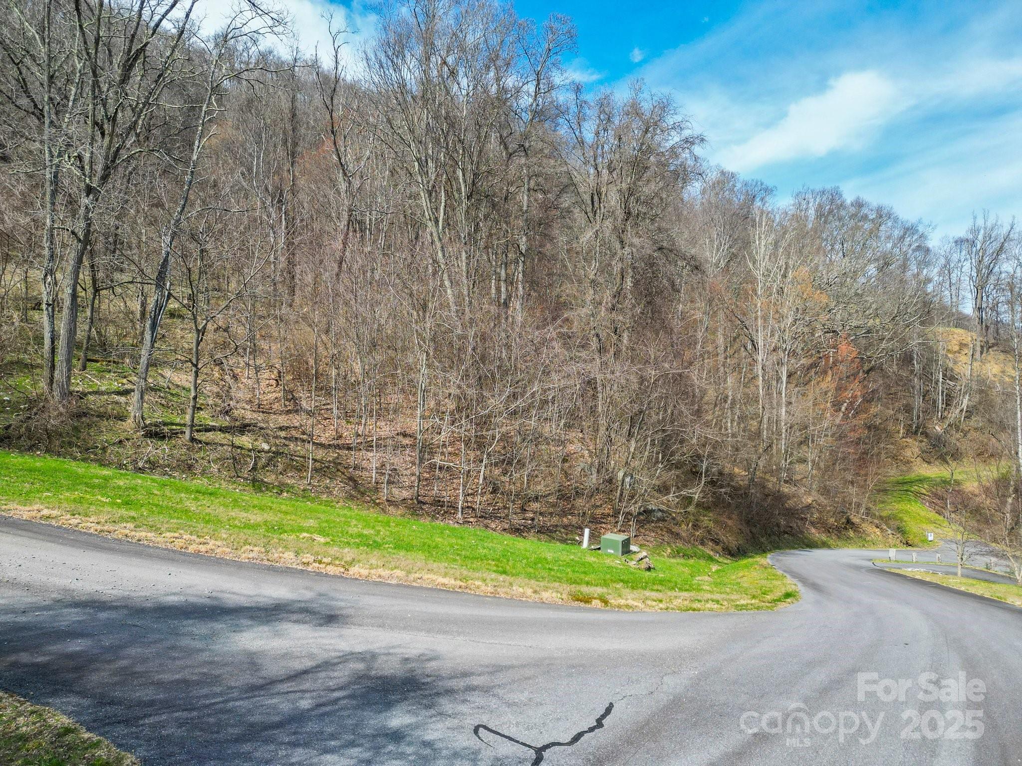 Whisper Mountain - Land