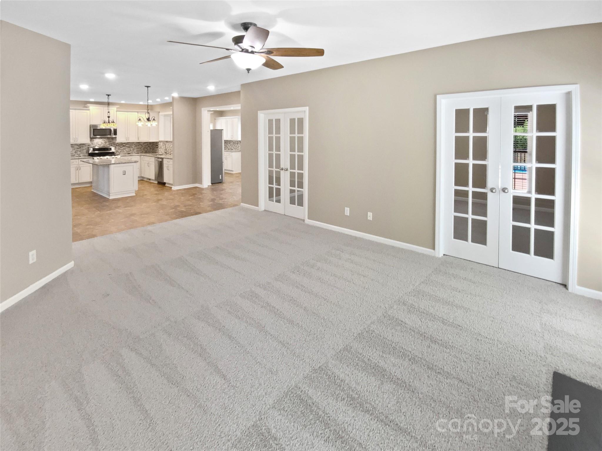 Knightsbridge - Residential