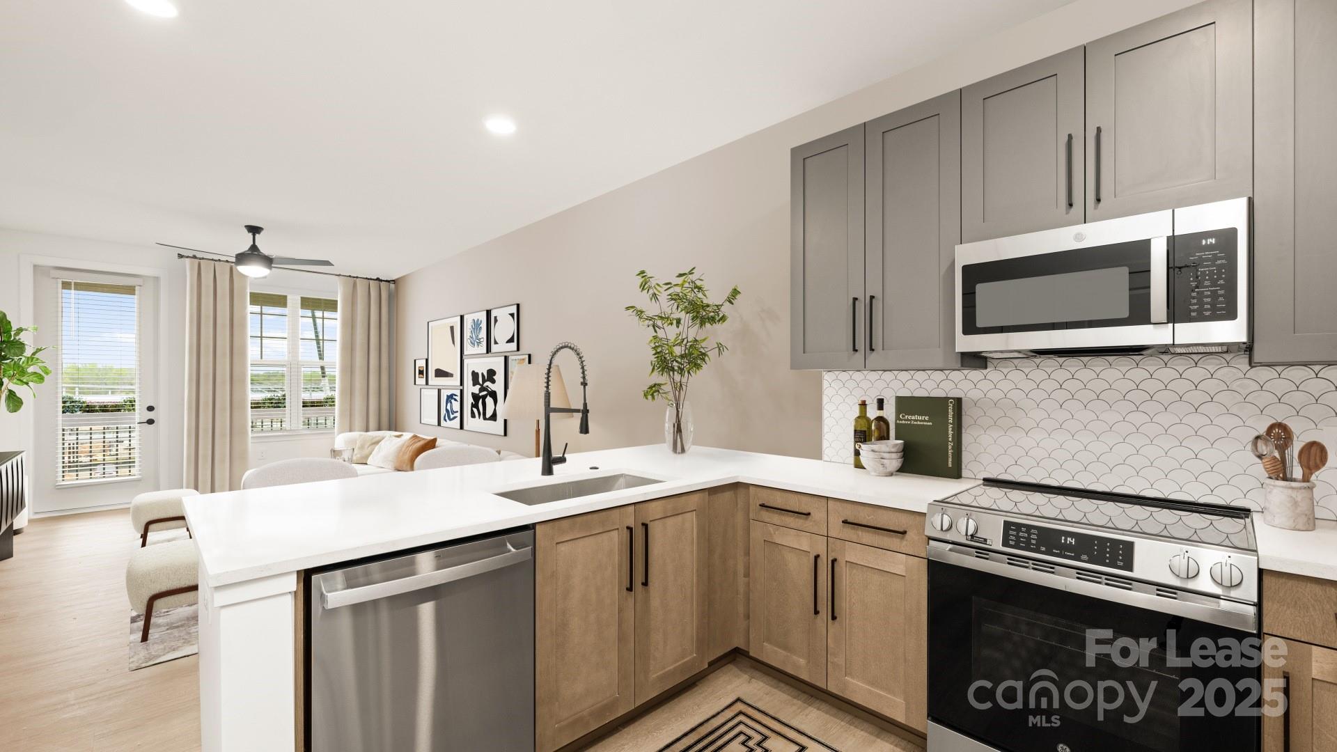 Charlotte, North Carolina 28277, United States, 2 Bedrooms Bedrooms, ,2 BathroomsBathrooms,Residential,Active,86304