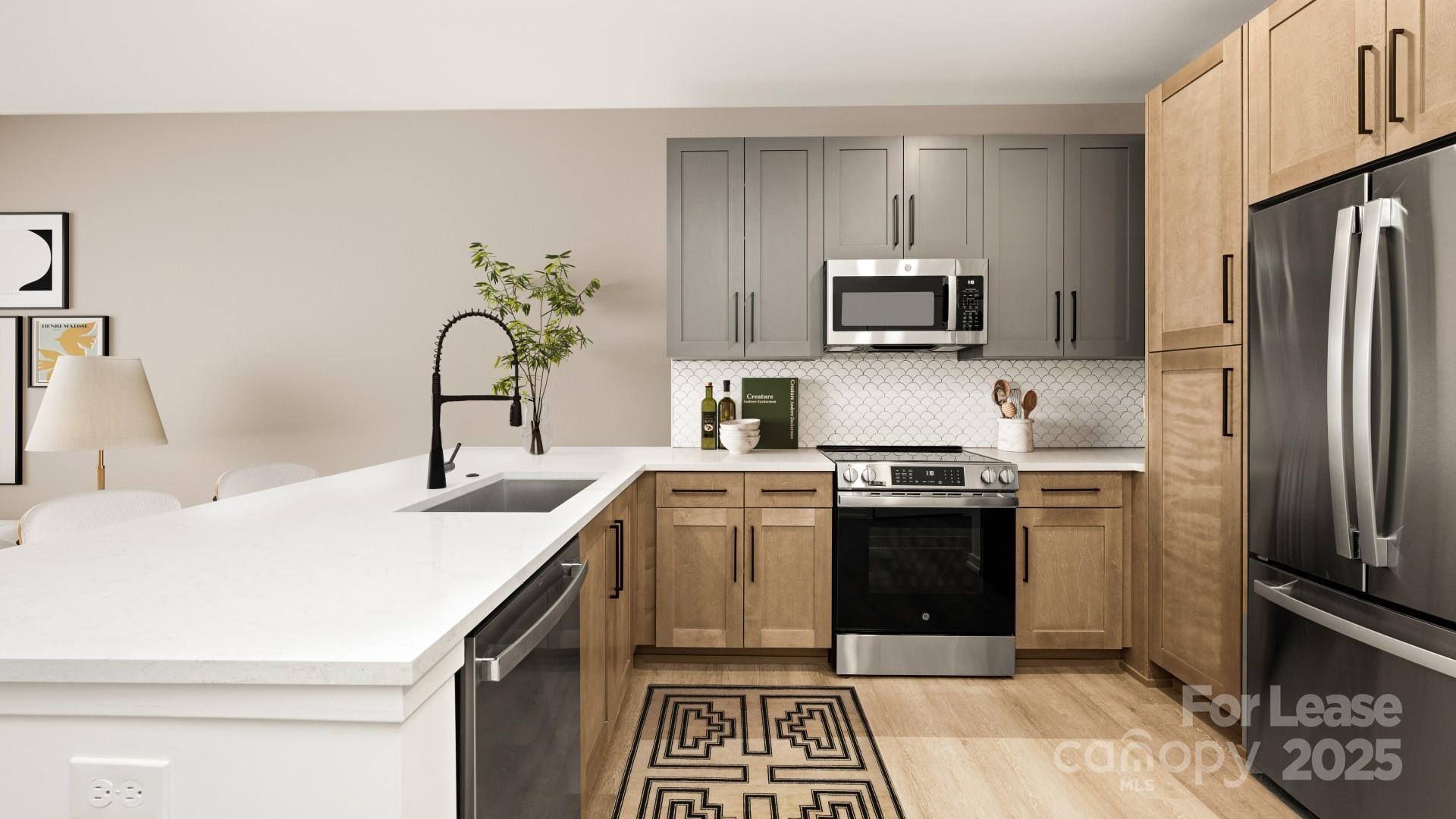 Charlotte, North Carolina 28277, United States, 2 Bedrooms Bedrooms, ,2 BathroomsBathrooms,Residential,Active,86304