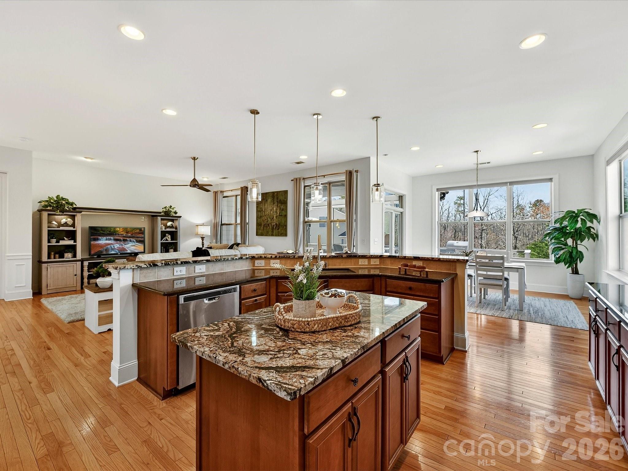 Regency at Palisades - Residential