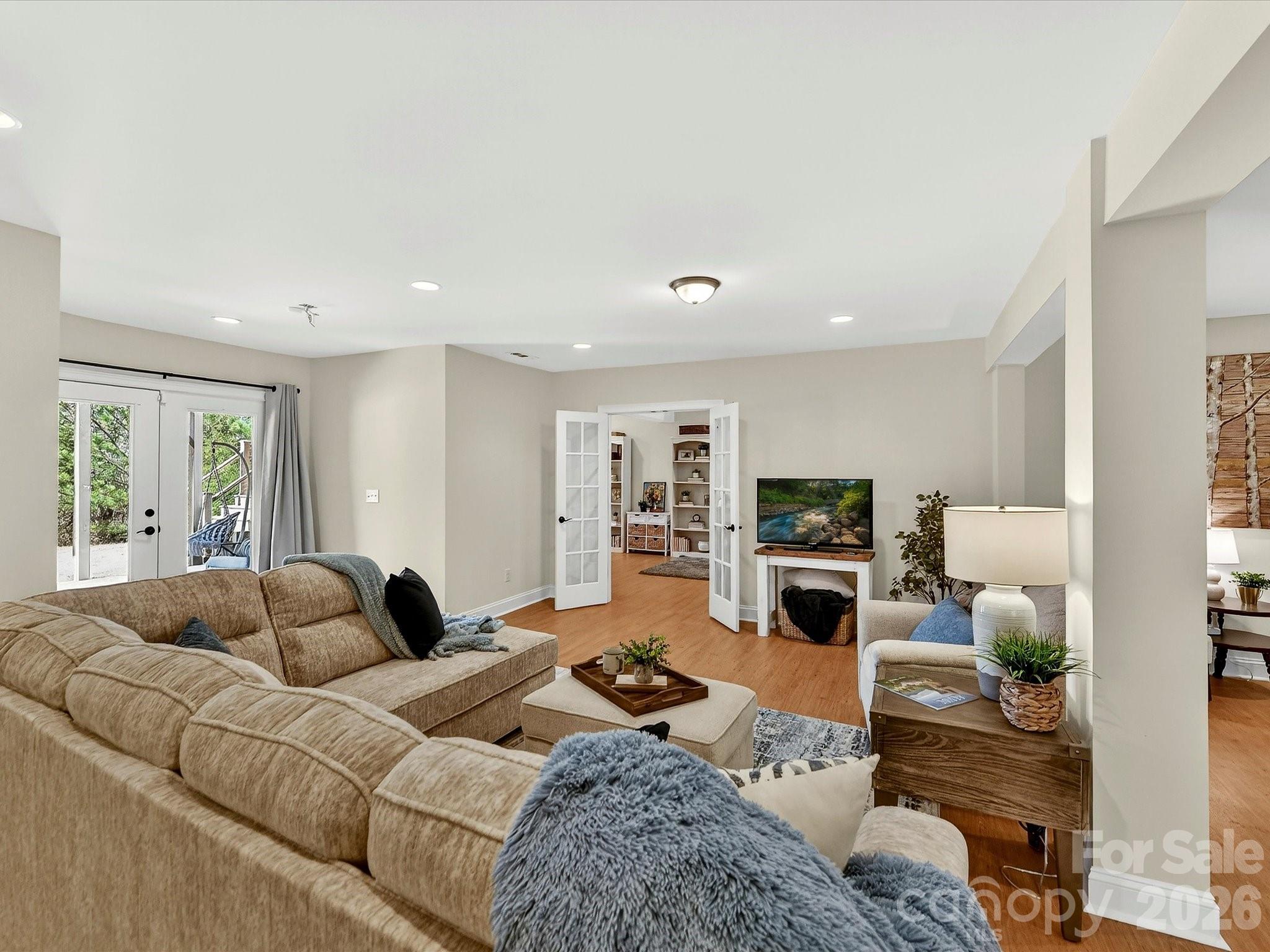 Regency at Palisades - Residential