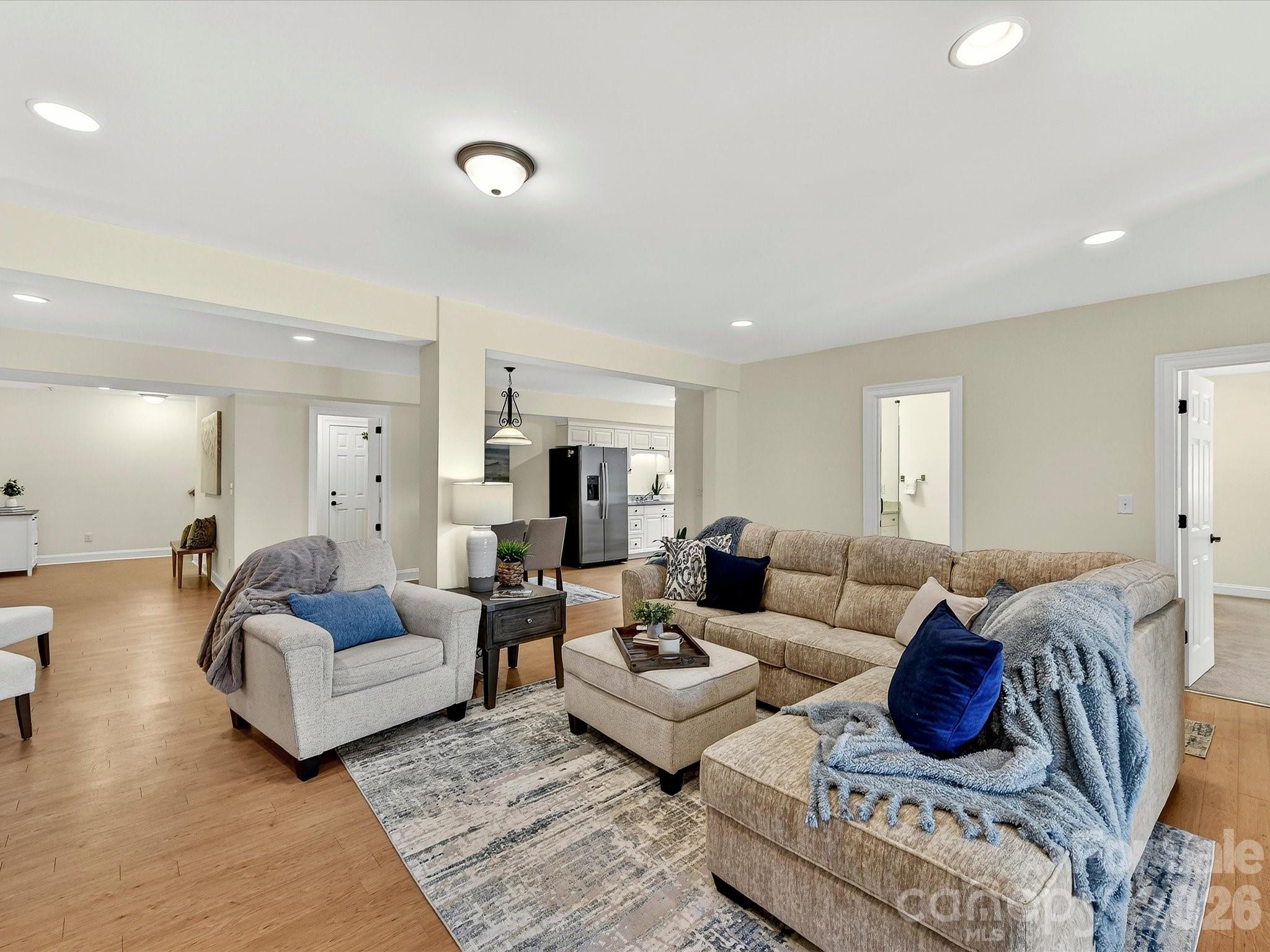 Regency at Palisades - Residential