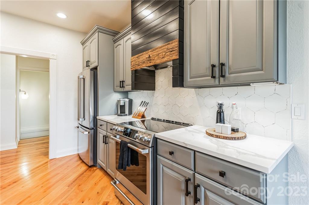 Gaston Mountain - Residential