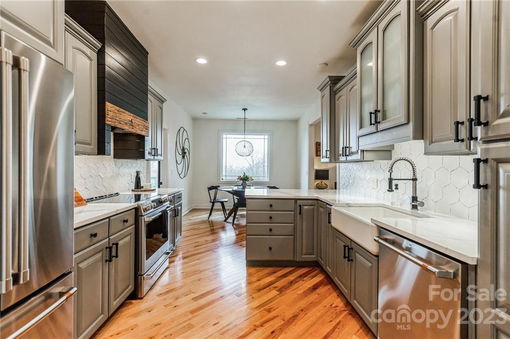 Gaston Mountain - Residential