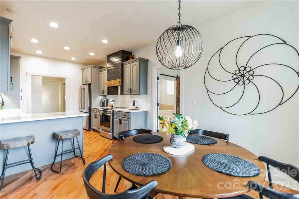 Gaston Mountain - Residential