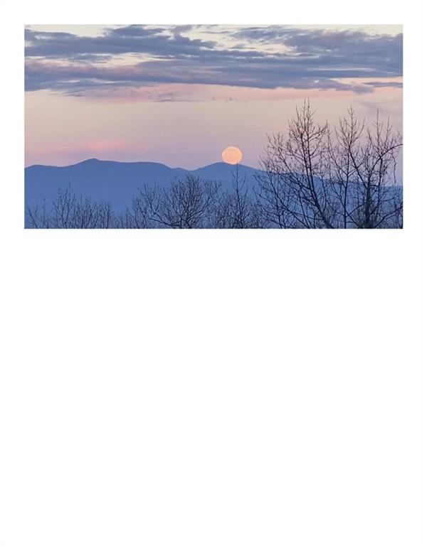 Gaston Mountain - Residential