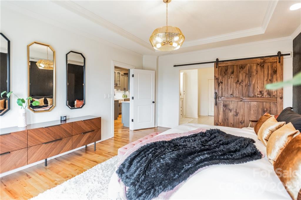 Gaston Mountain - Residential