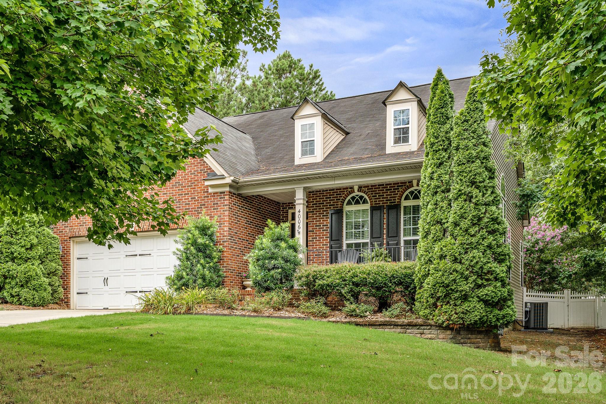4006 Hickory View Drive