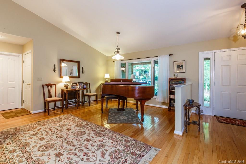 Connestee Falls - Residential