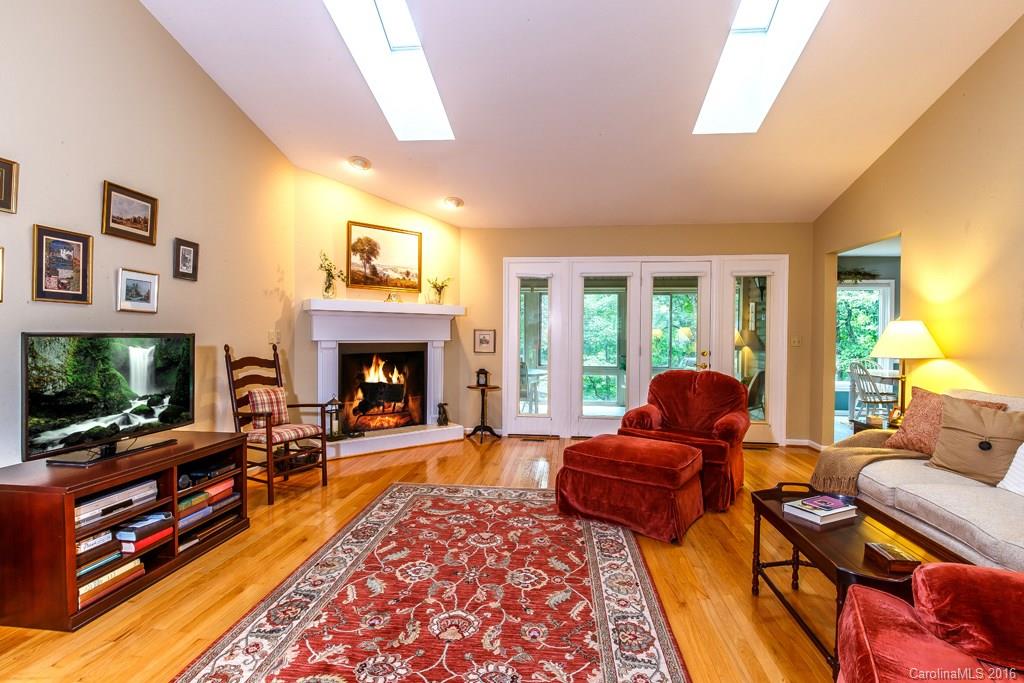 Connestee Falls - Residential