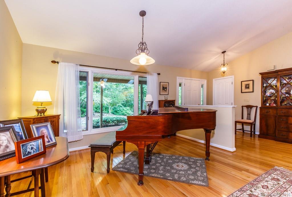 Connestee Falls - Residential