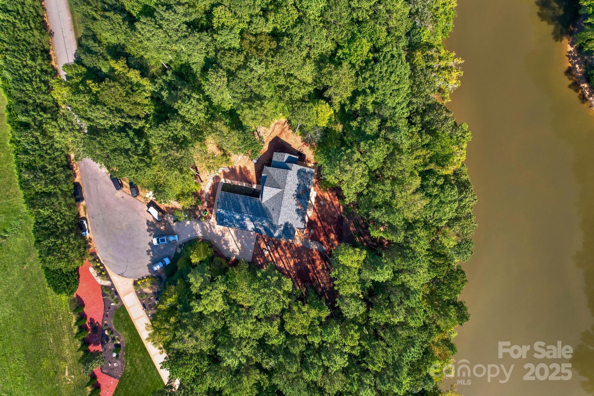 1547 Sunset Pointe Drive