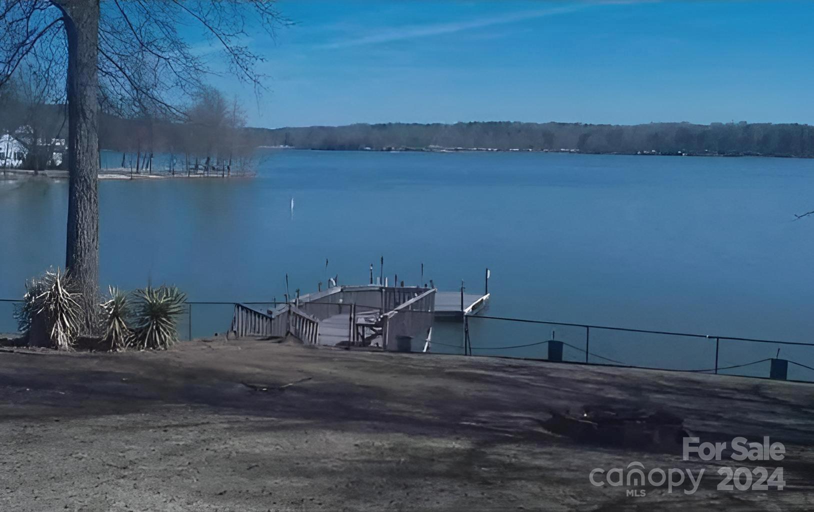 Lakeside - Residential