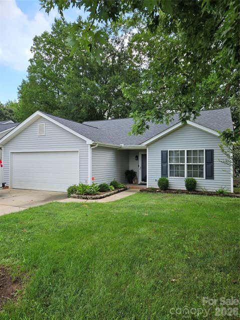 Photo of 512 River View Drive, Lowell, NC 28098 (MLS # 4410977)