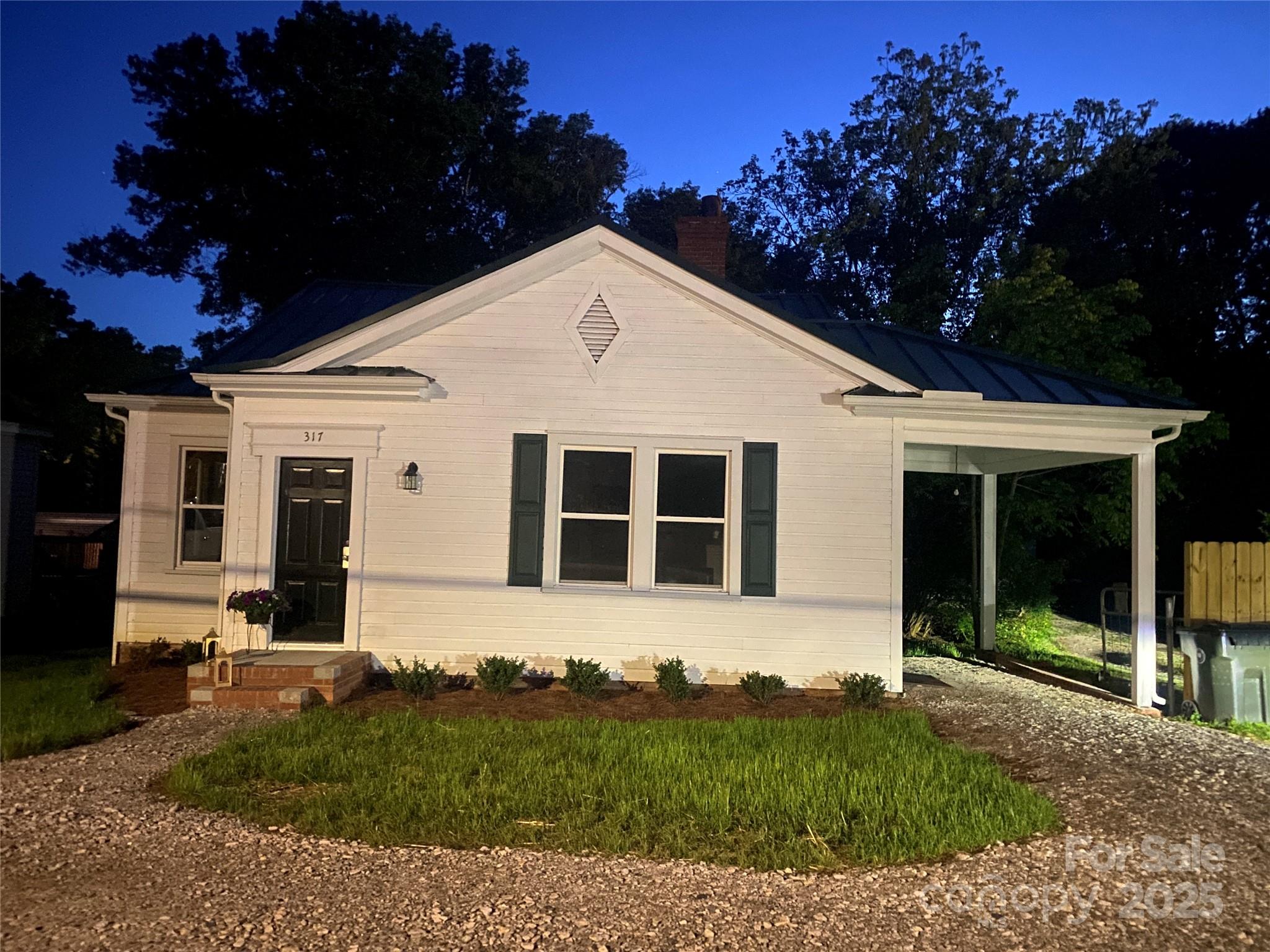 317 Kings Mountain Street