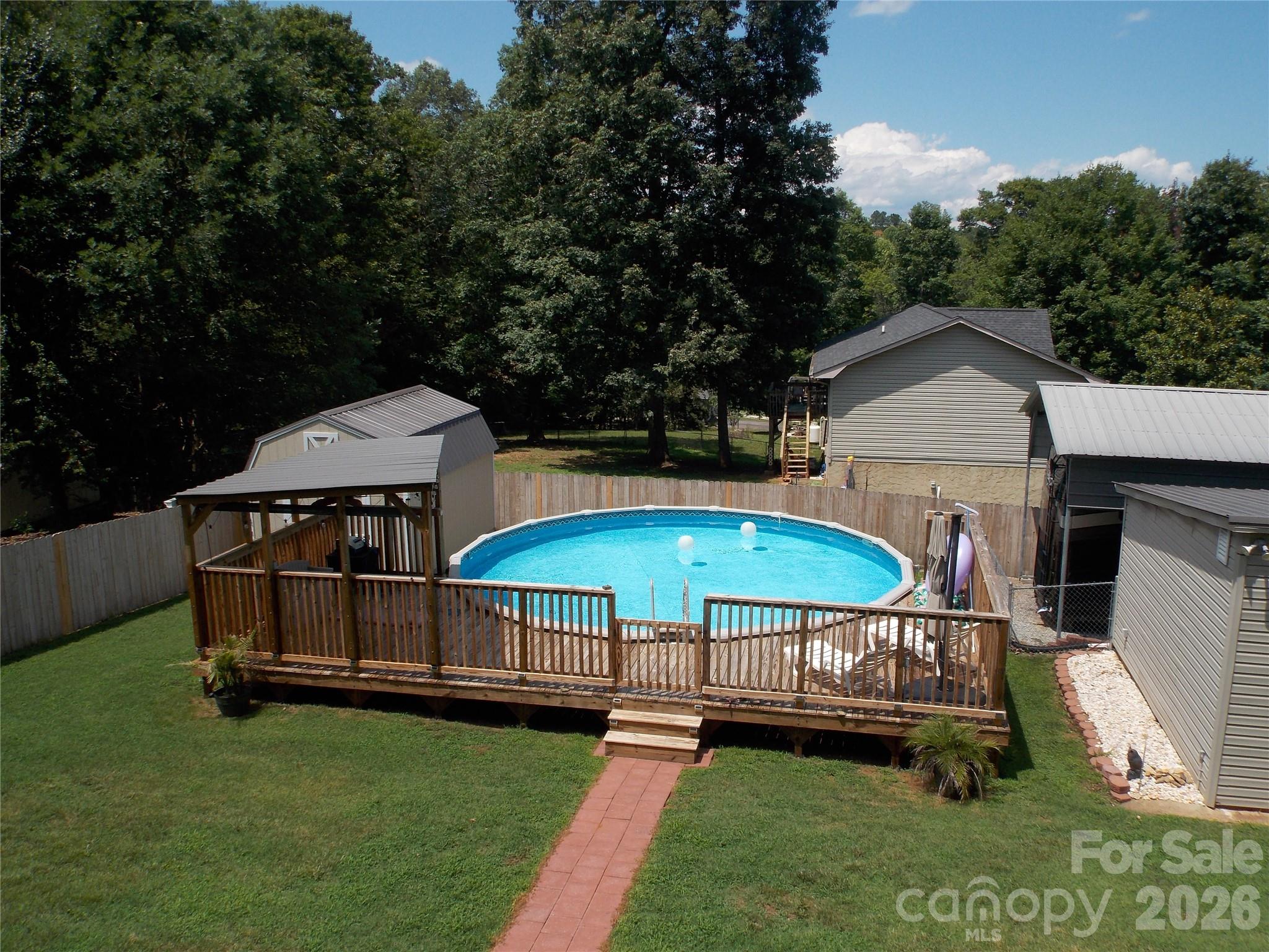 4249 Beach Road