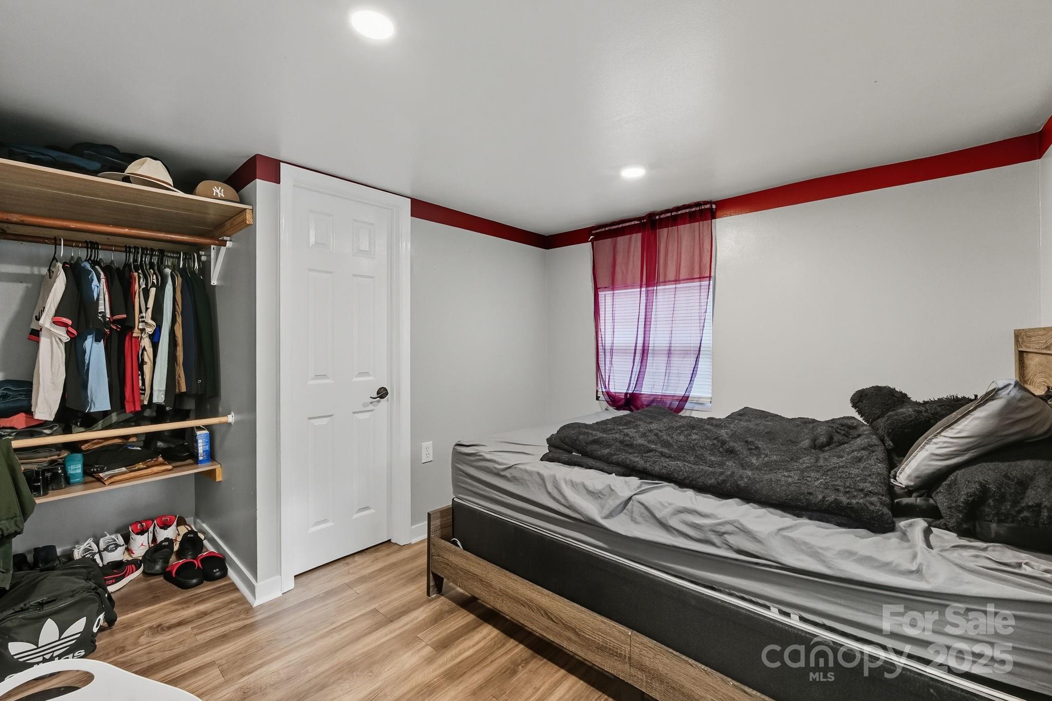 Bethesda Knoll - Residential