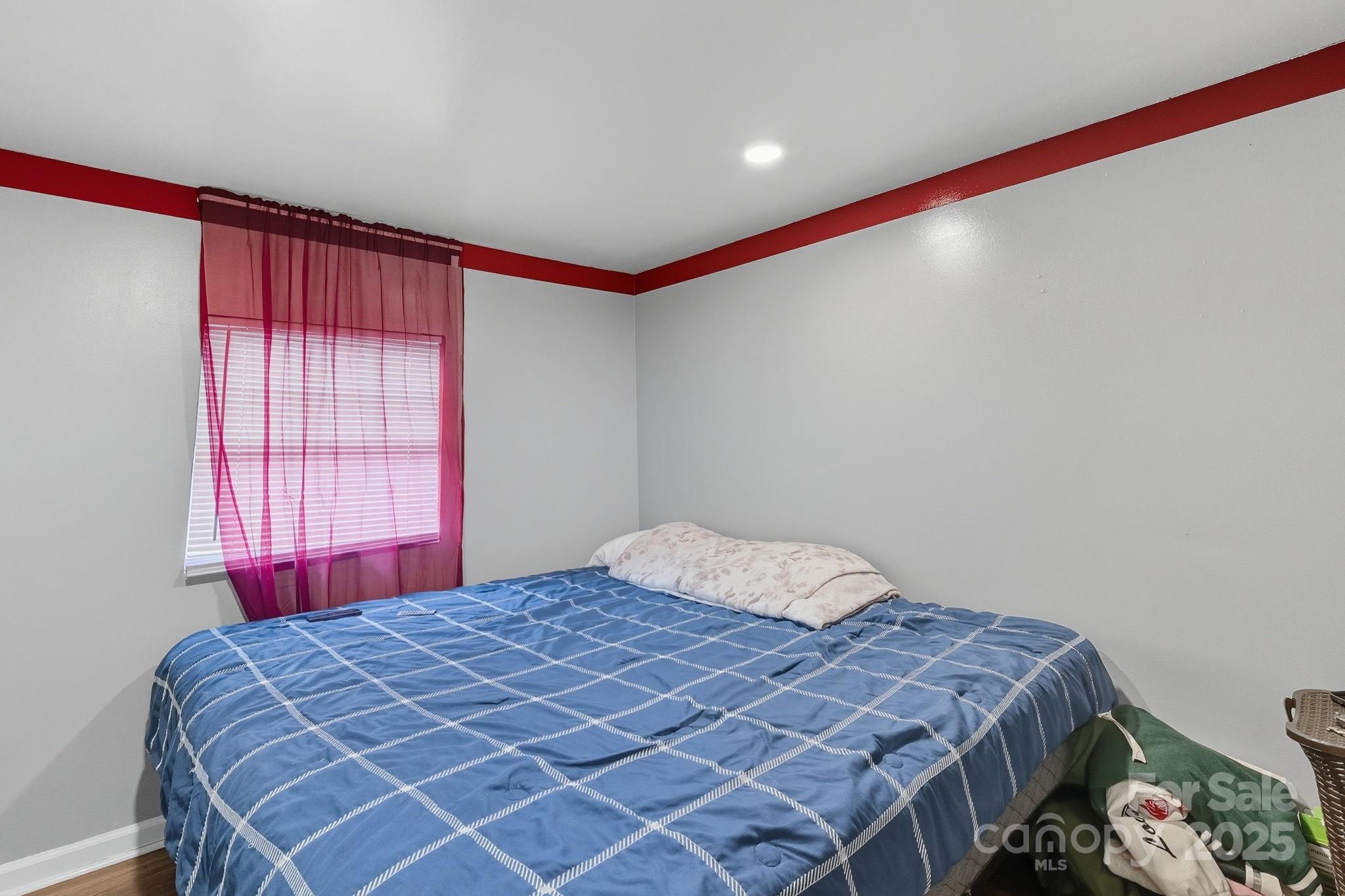 Bethesda Knoll - Residential