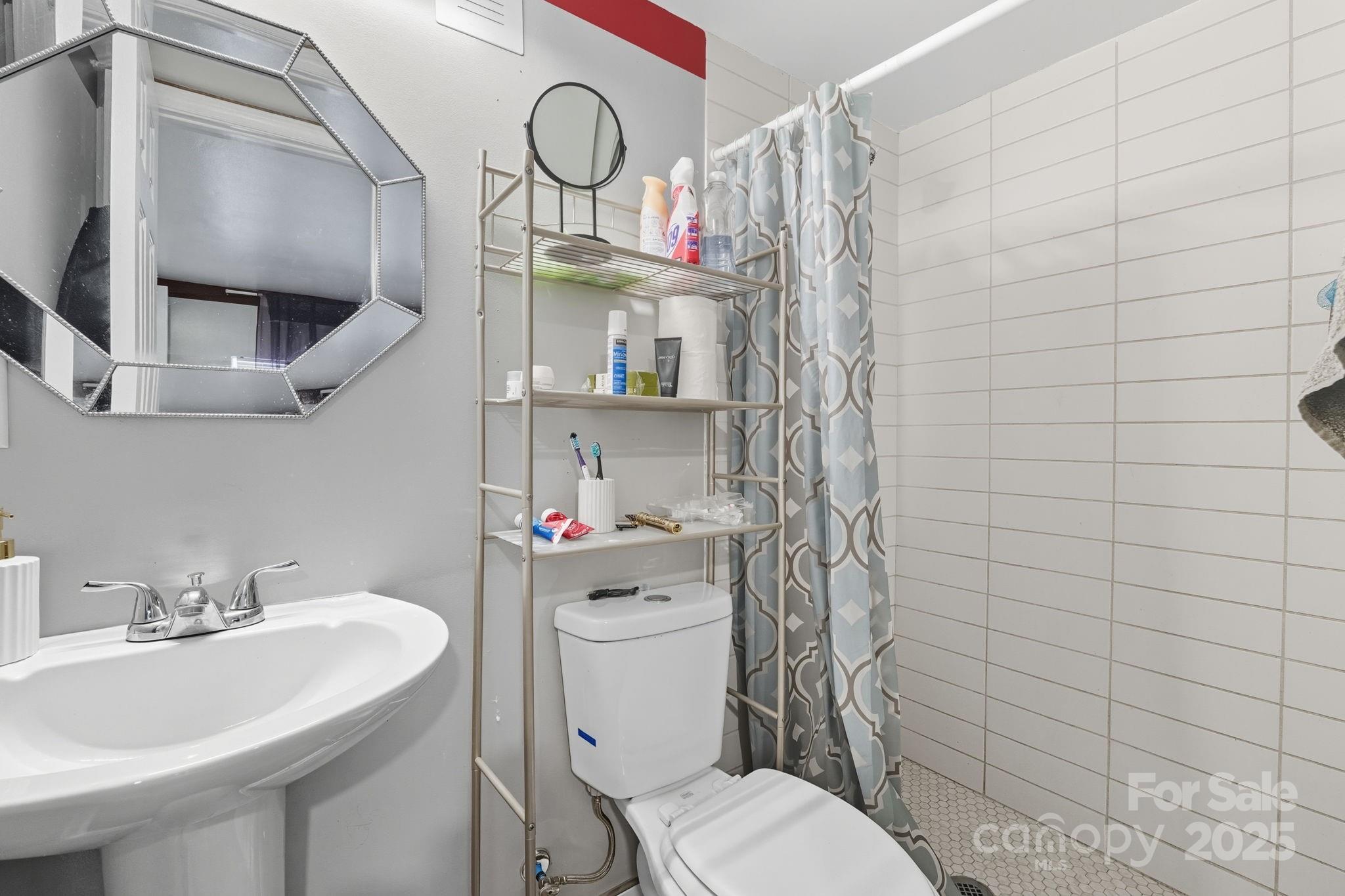 Bethesda Knoll - Residential