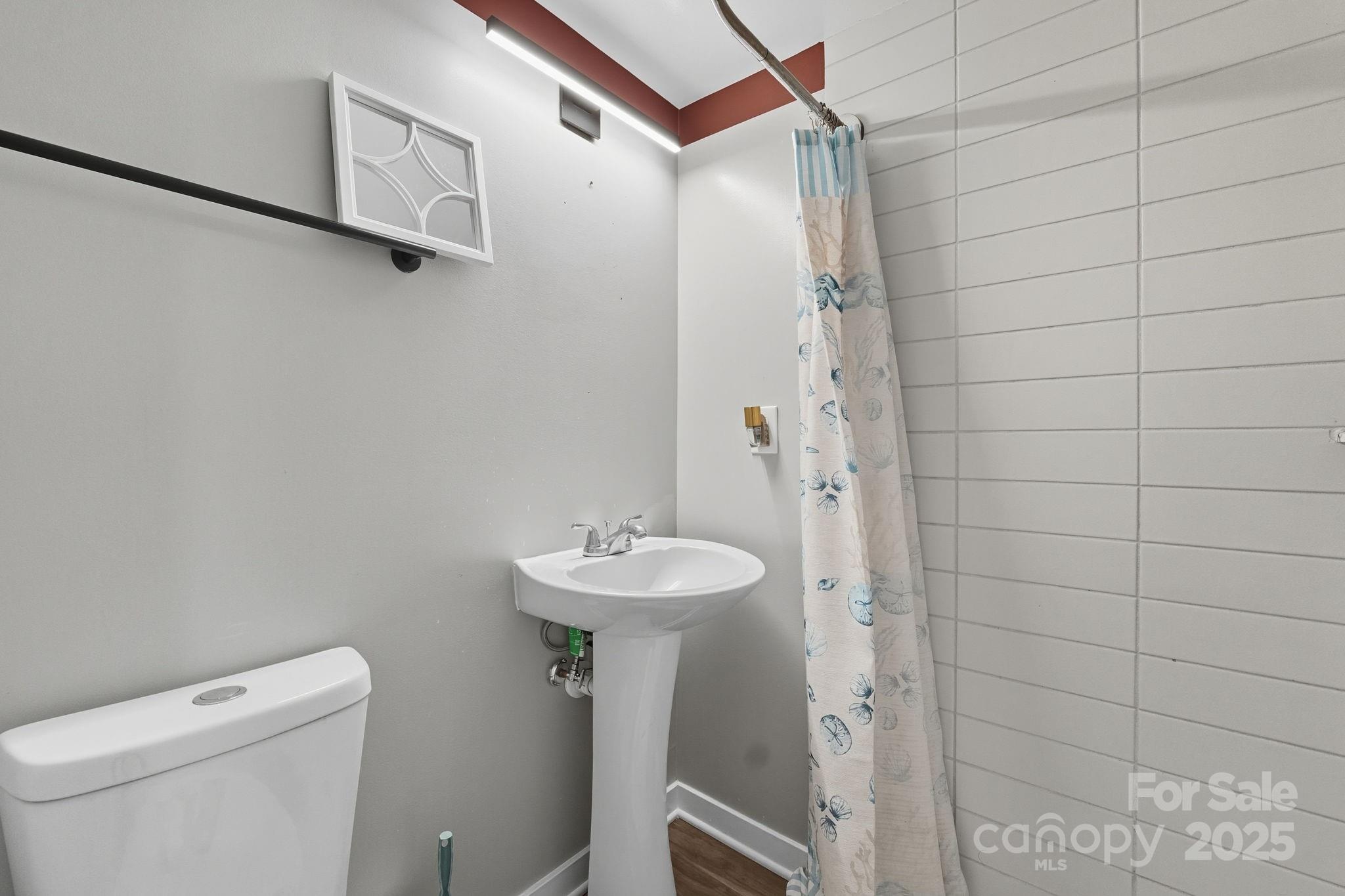 Bethesda Knoll - Residential