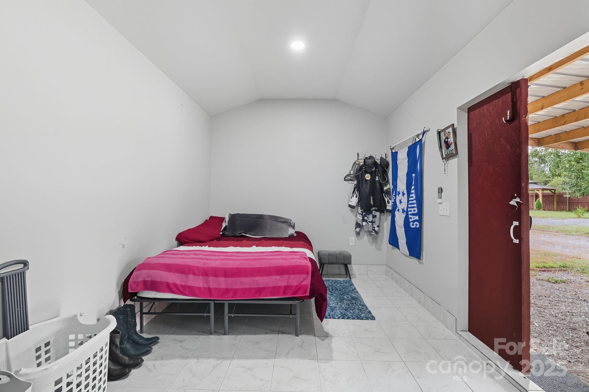 Bethesda Knoll - Residential