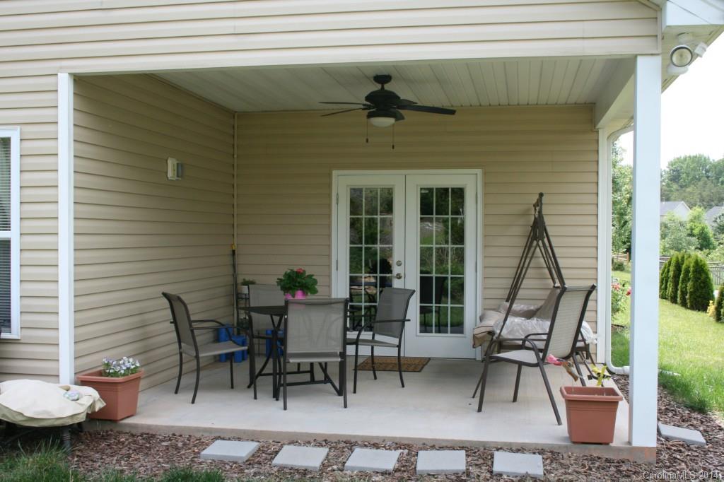 Sandy Pointe - Residential