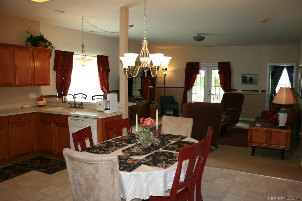 Sandy Pointe - Residential