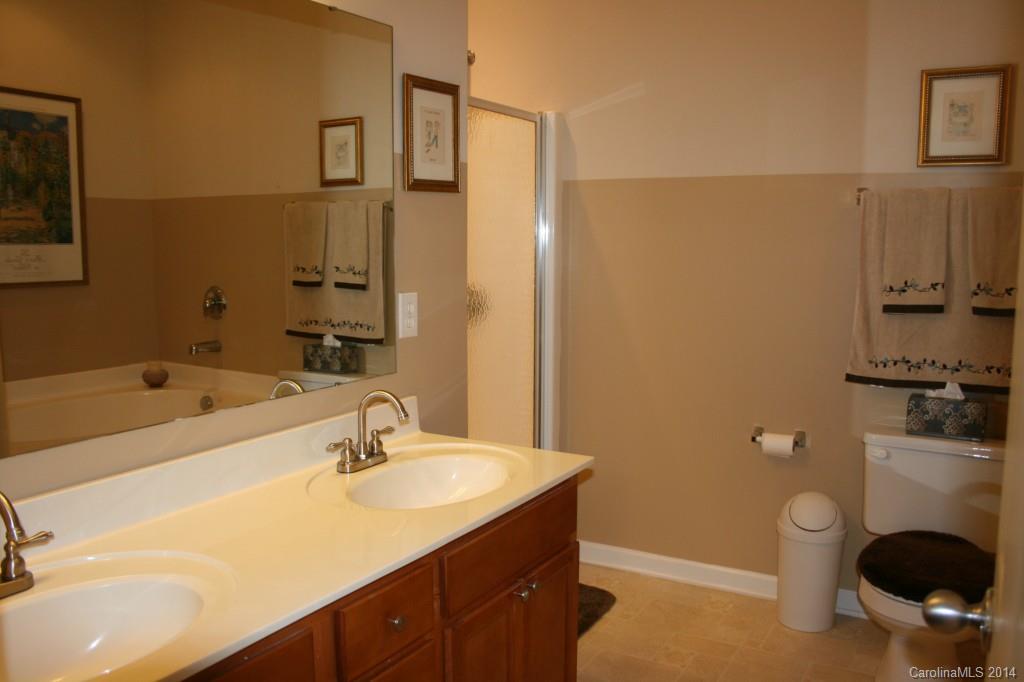 Sandy Pointe - Residential