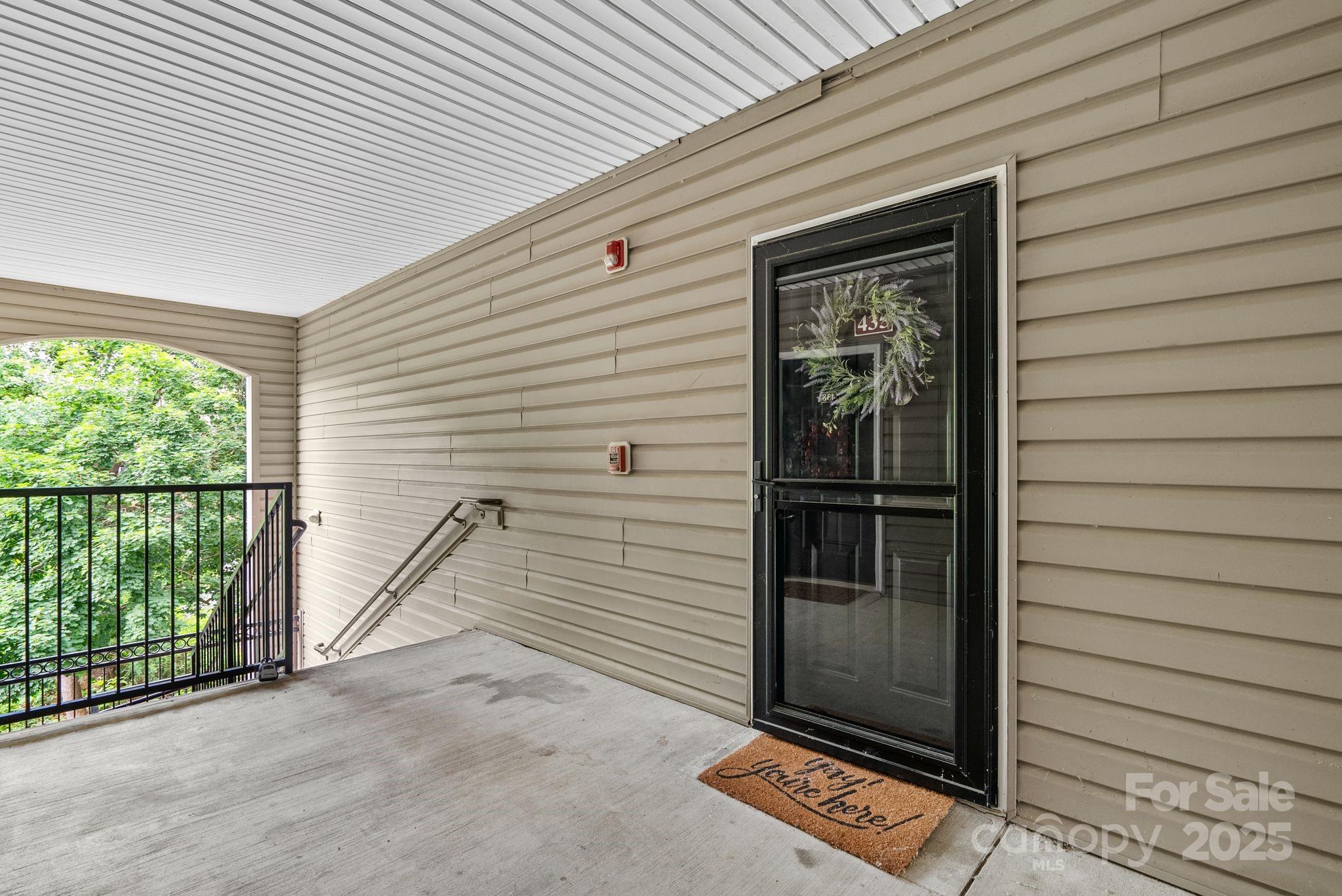435 Appeldoorn Circle