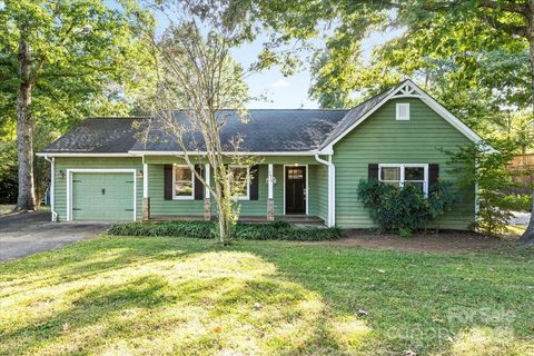 7918 Sarah Drive Denver NC 28037