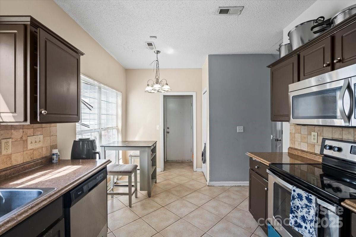 8927 Little Hampton Place