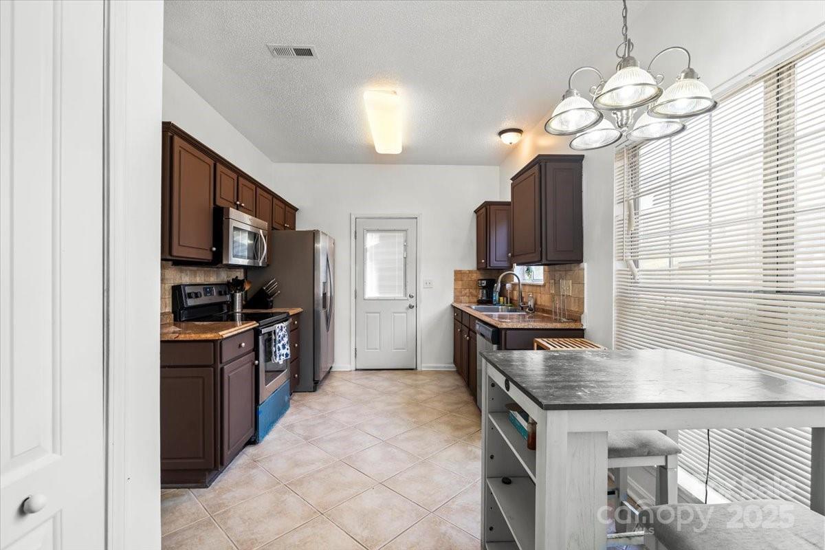 8927 Little Hampton Place