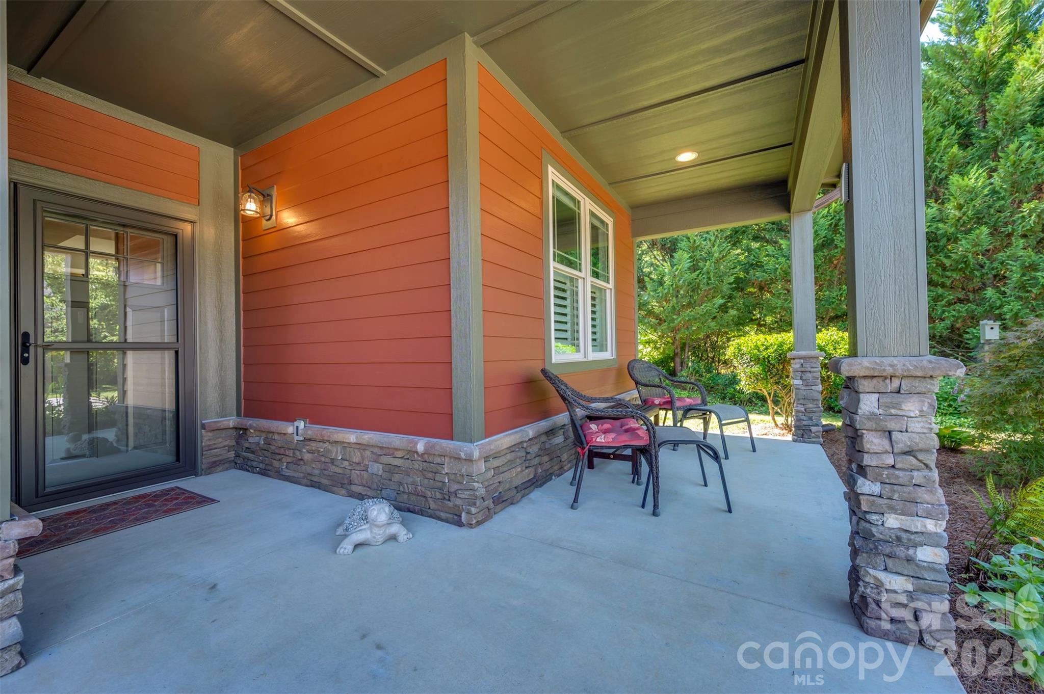 584 Summerfield Place