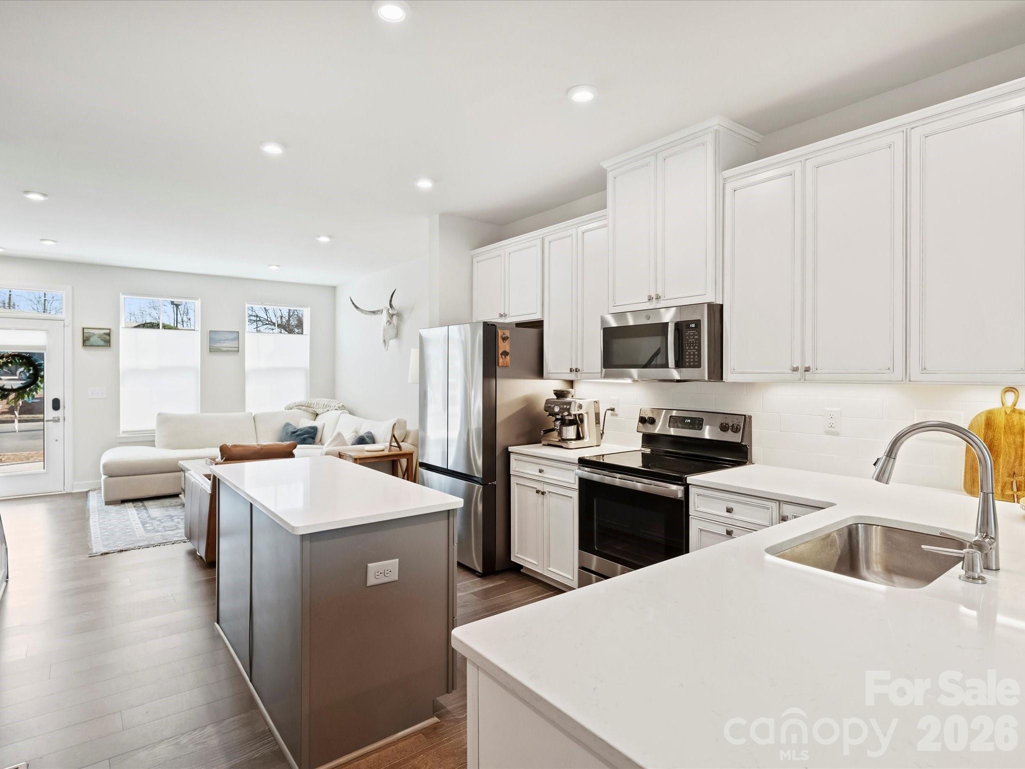 Southrail Station - Residential