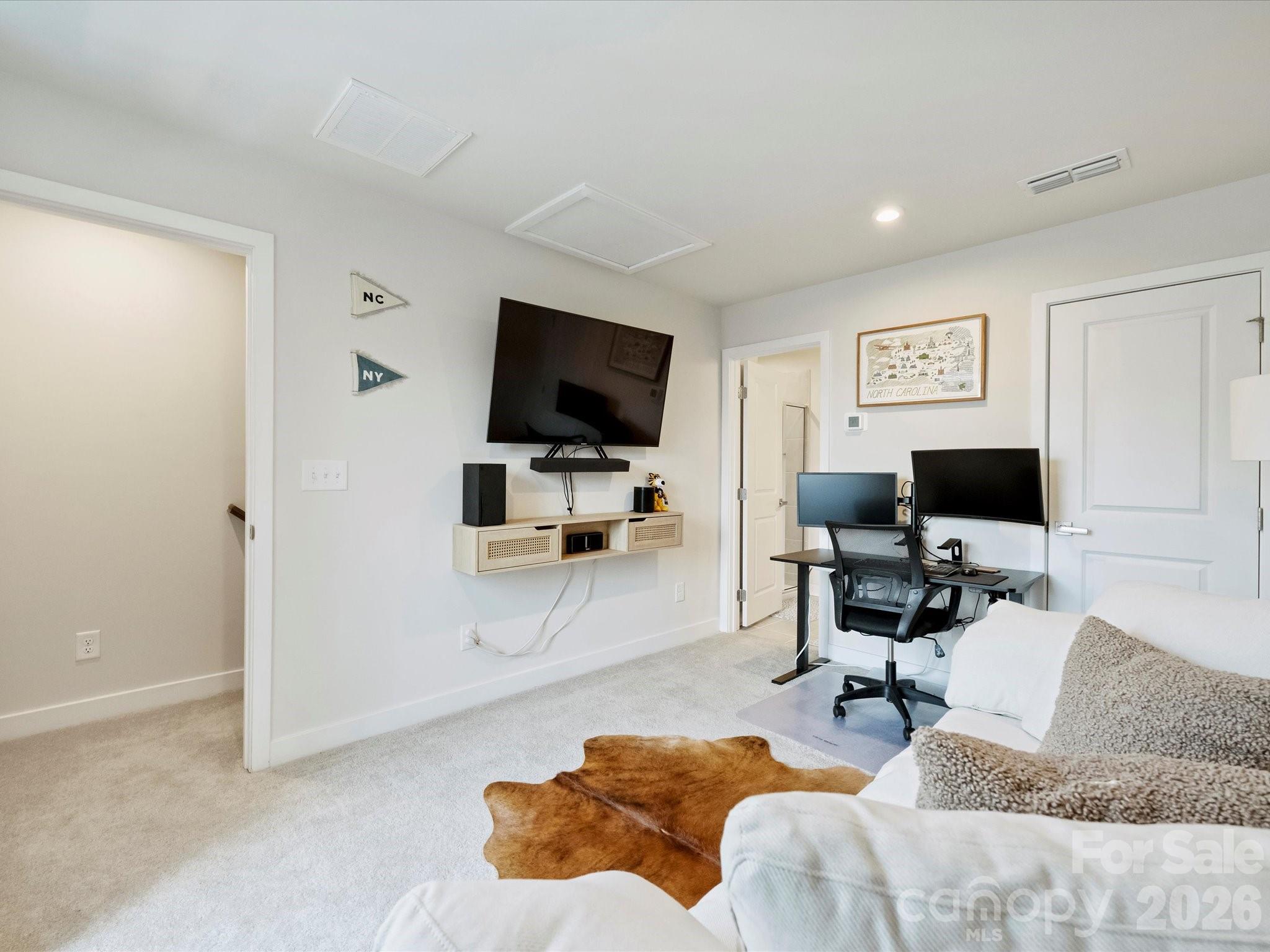 Southrail Station - Residential