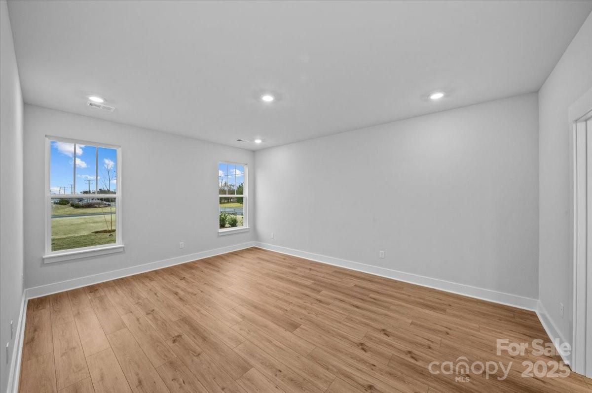 Walnut Ridge - Residential