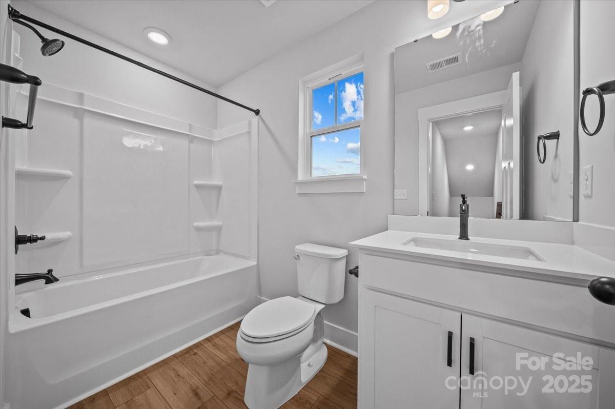 Walnut Ridge - Residential